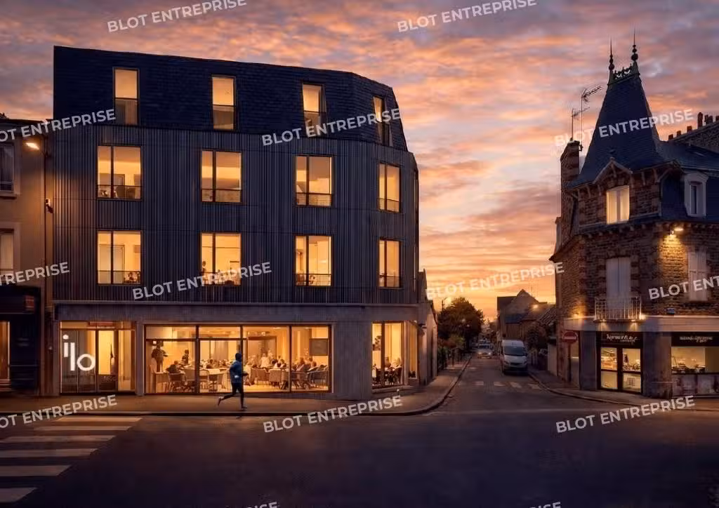 A louer bureaux 13m² 1er étage à Dinard