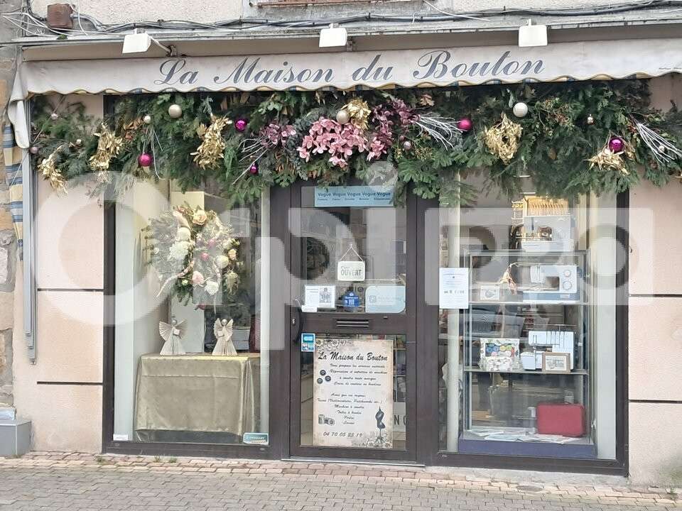 Loue local cial 90m² idéalement situé à Montluçon