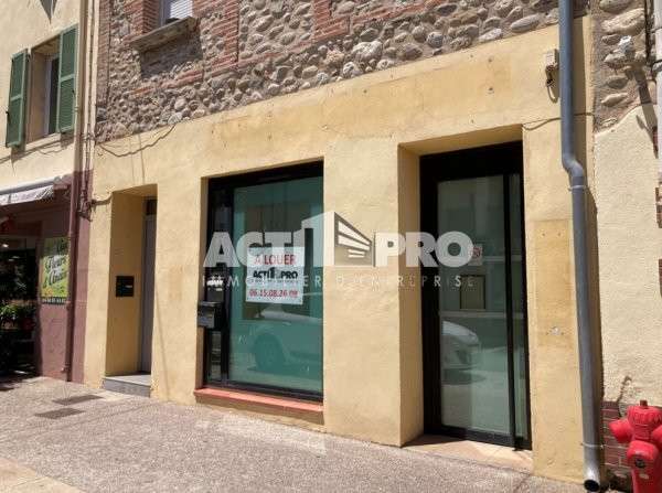 À louer bureaux de 76 m² au Boulou