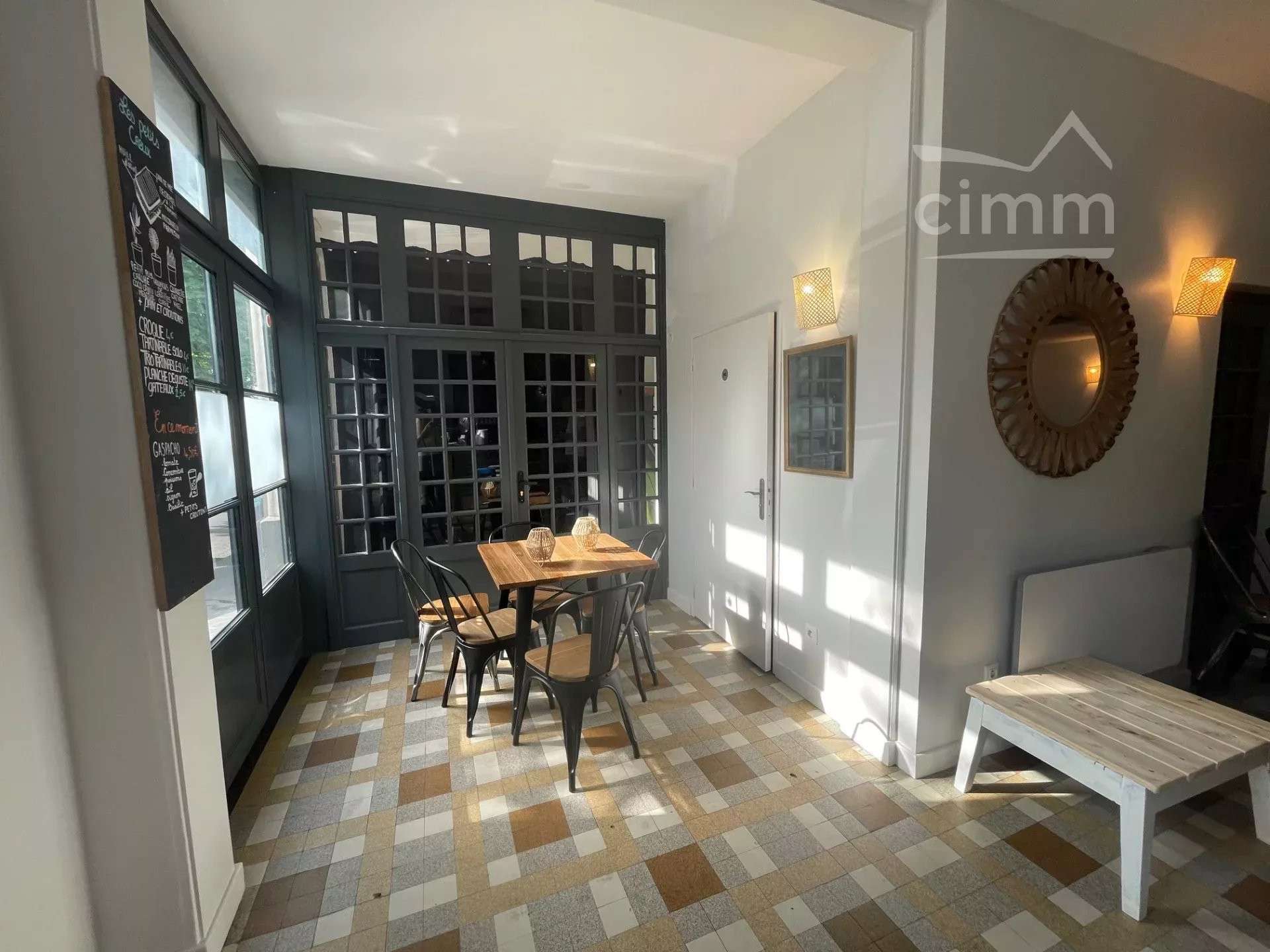 Immeuble professionnel 355m² à Tours centre