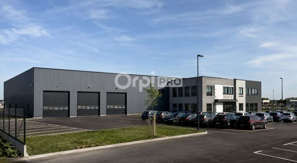 Local d'activité 1200m² à vendre proche de Violès