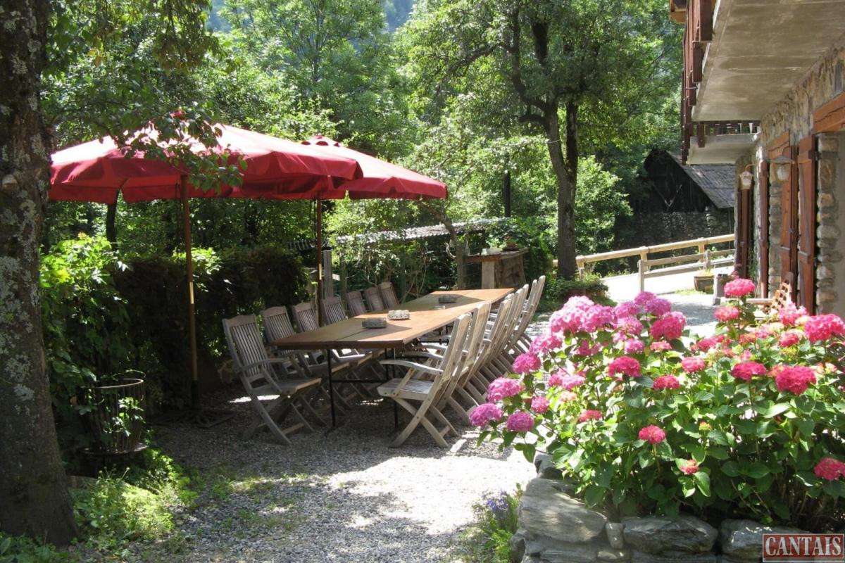 Vente gîte chalet de charme rénové en station