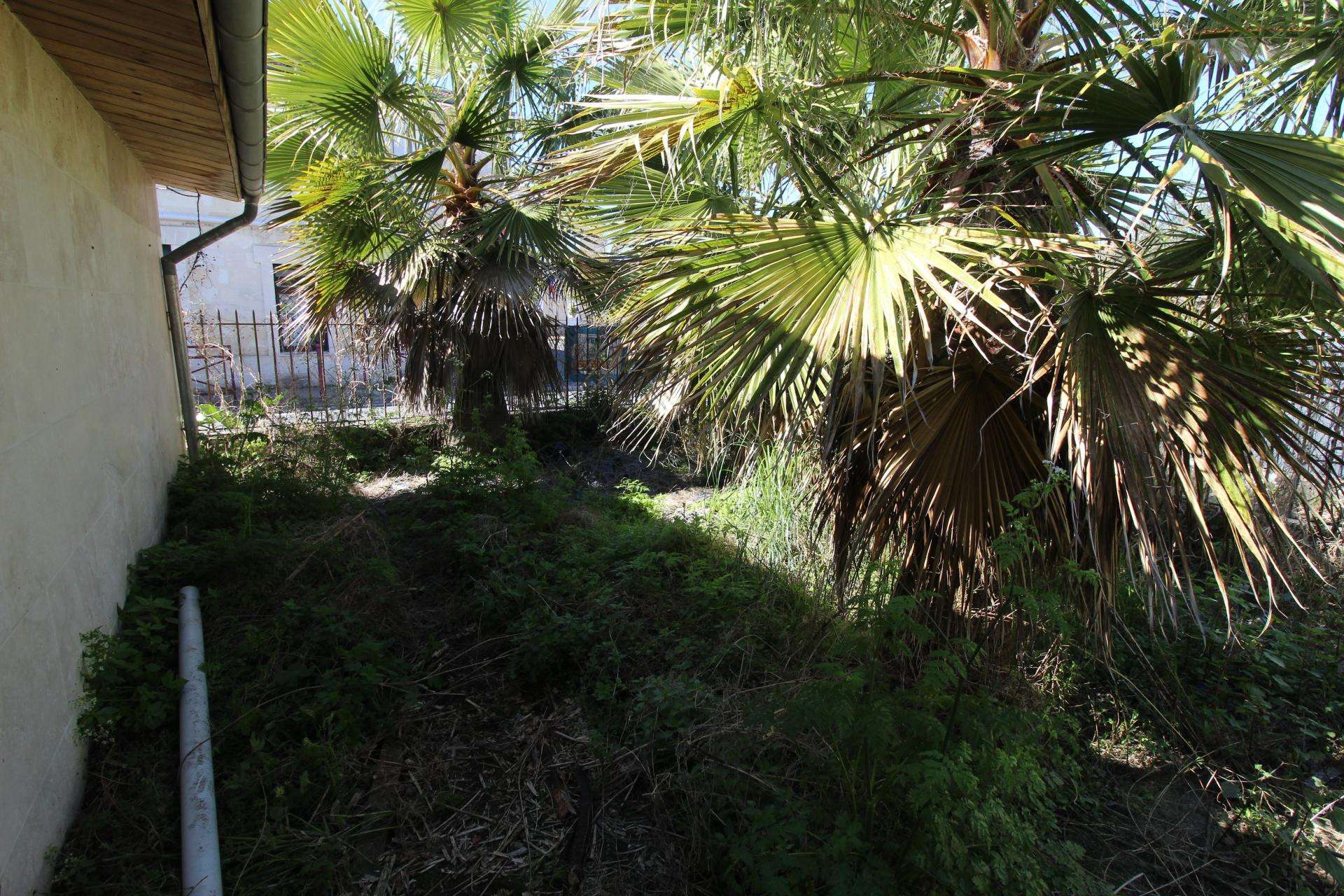 AV local cial ou pro 75m² St-Louis-de-Montferrand