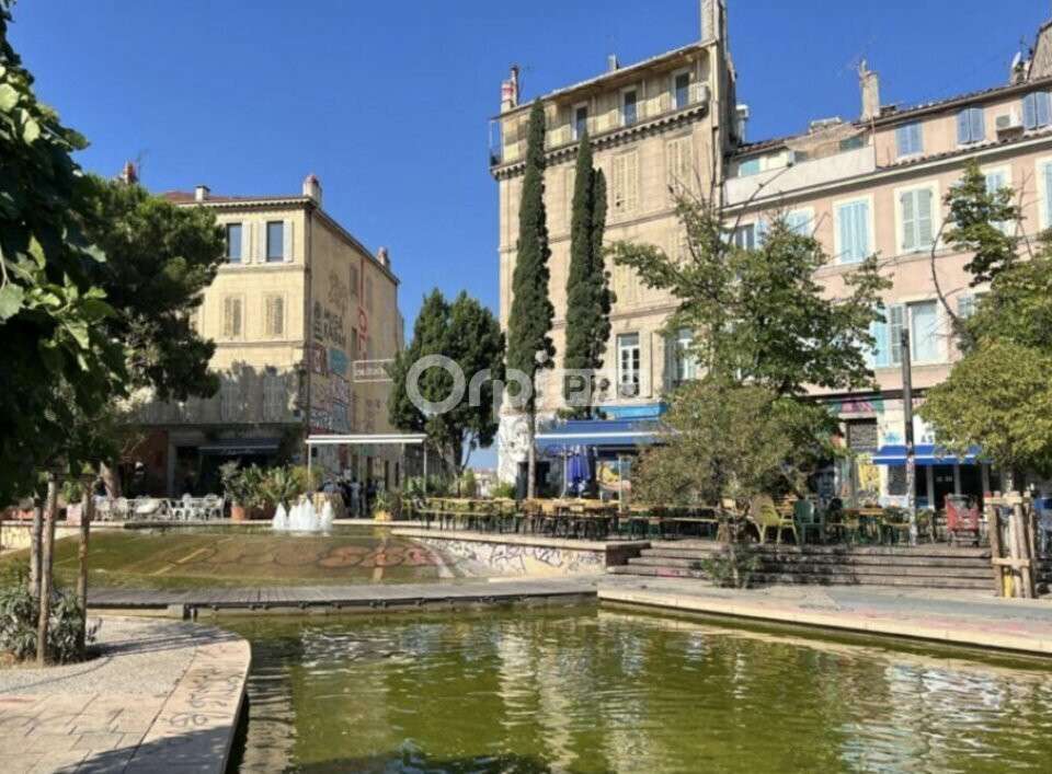 AV restaurant d'exception à Marseille Cours Julien