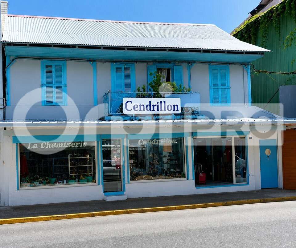 Immeuble de 344m² à vendre au coeur de Cayenne