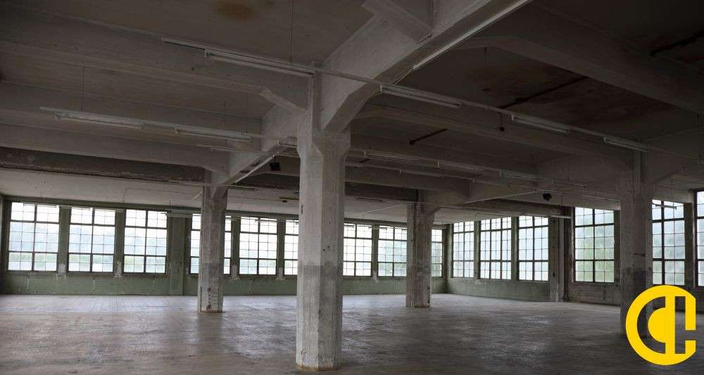 Local d'activité de 700m² à vendre à Pringy