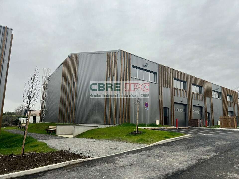 Location entrepôts neufs ZA Pau Nord