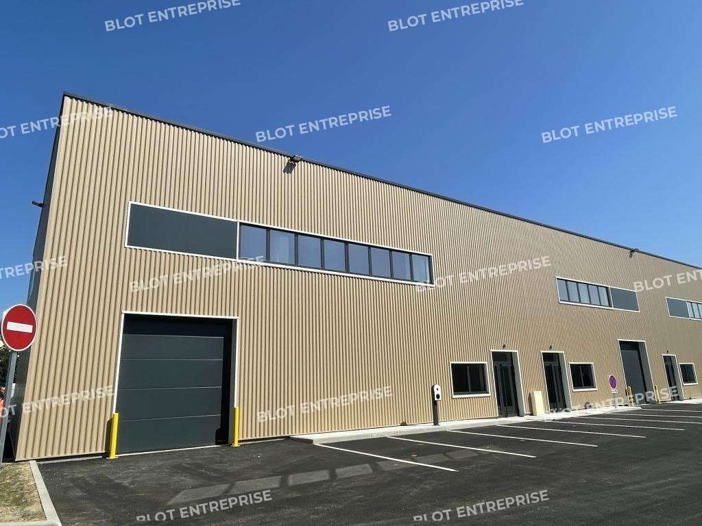 A louer cellule activités 344m² à Nantes