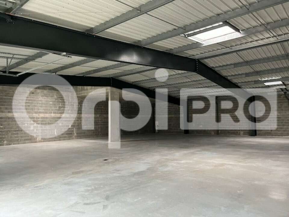 Entrepôt neuf 511m² à louer Pont Île de Ré