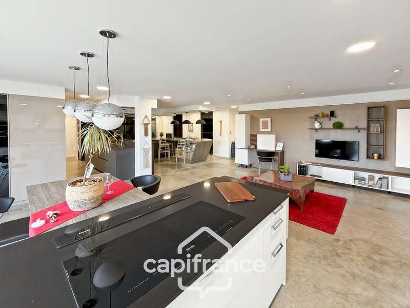 Très beau local 528m² à vendre à La Teste-de-Buch