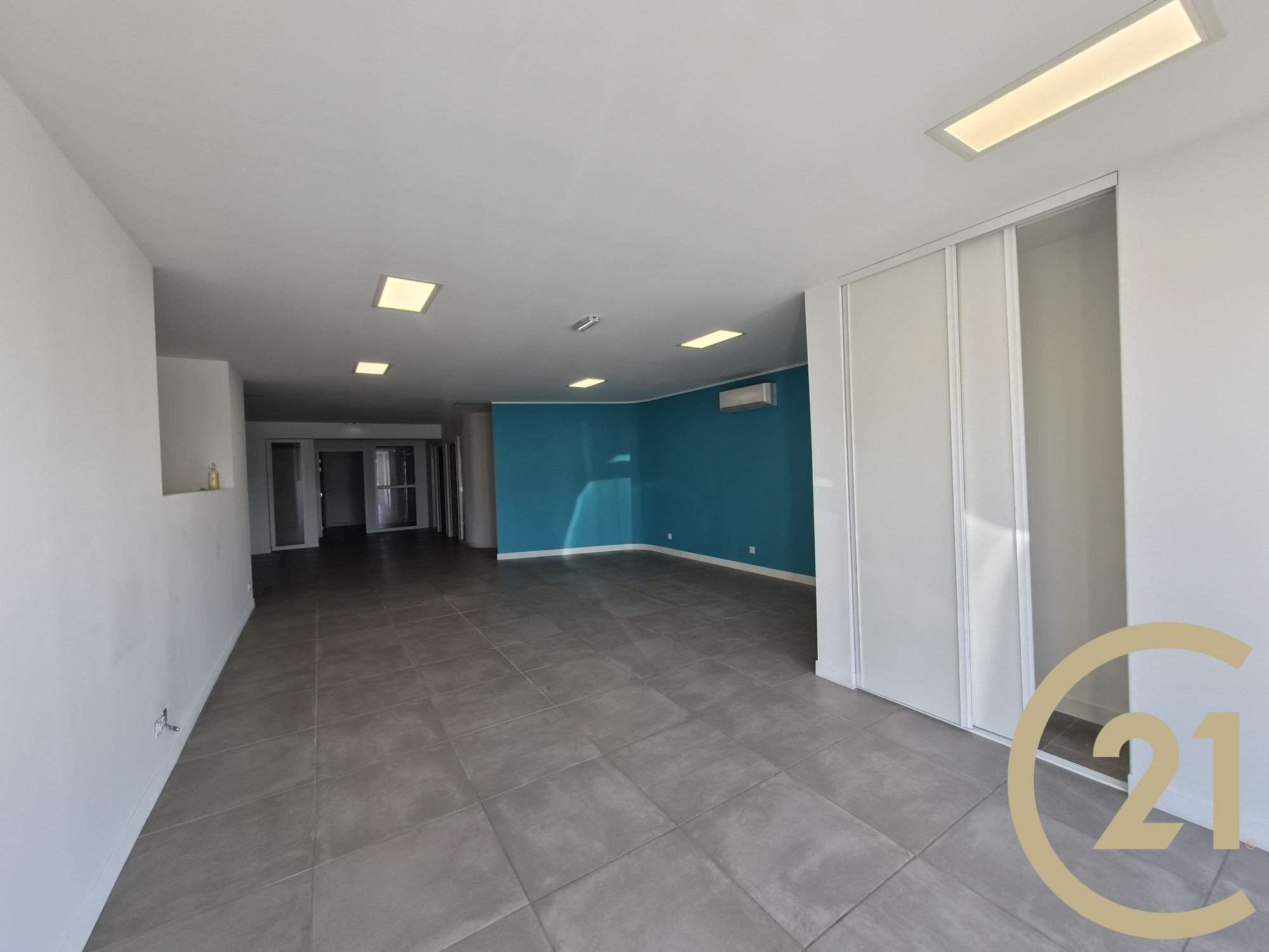 A louer local bureaux de 200m² en RDC à Albi