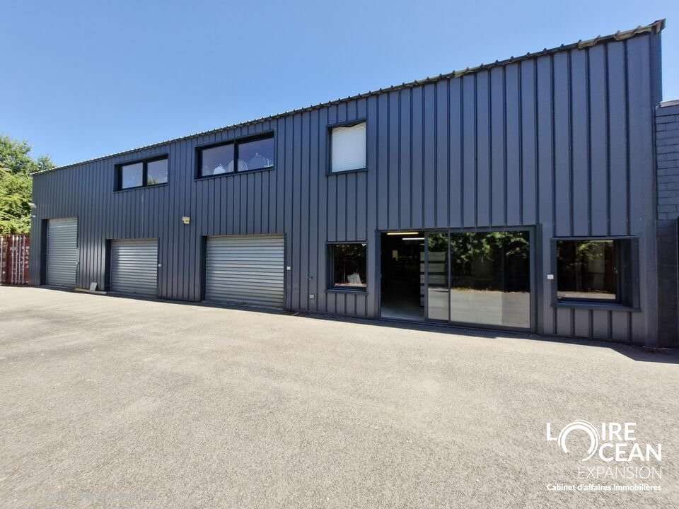 Local mixte activités-bureaux 280m² à louer Pornic