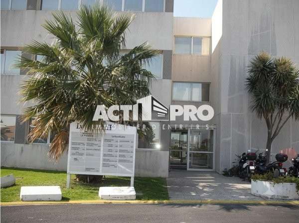 À vendre bureaux 70m² proximité Aéroport Perpignan
