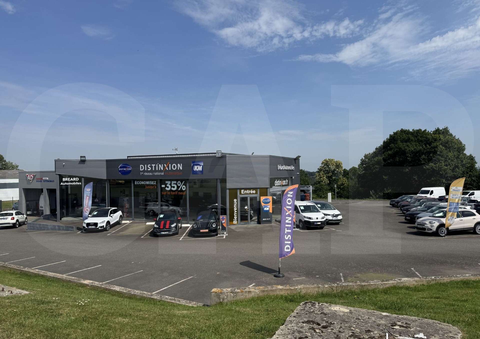 A louer local d'activités bureaux de 690m² à Vitré
