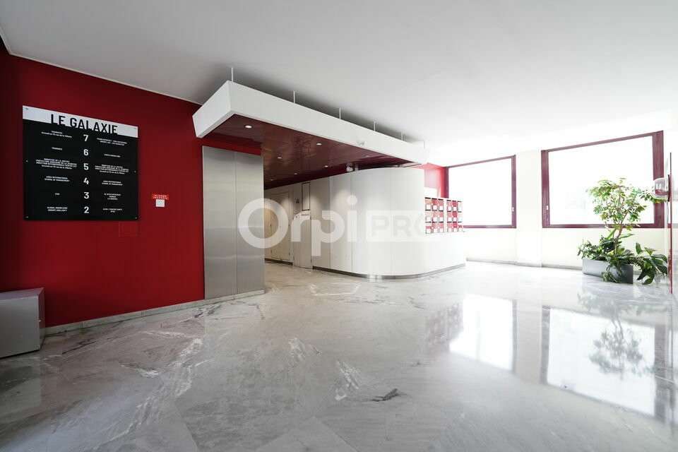 Bureaux de 64m² à louer à Lyon 3 prox Part Dieu