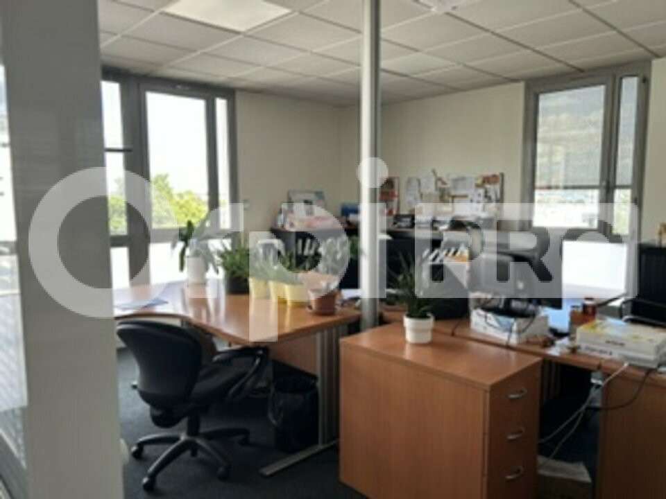 Bureau 407m² à vendre à Limas/Villefranche
