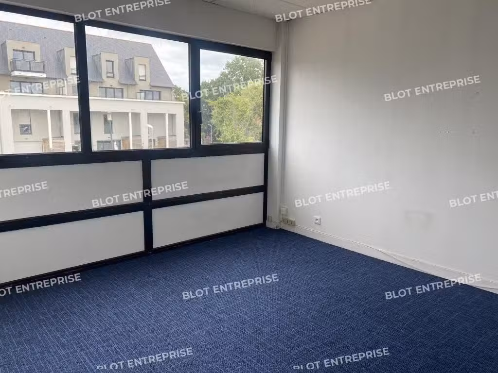 A louer plateau de bureaux 33m² à La Richardais