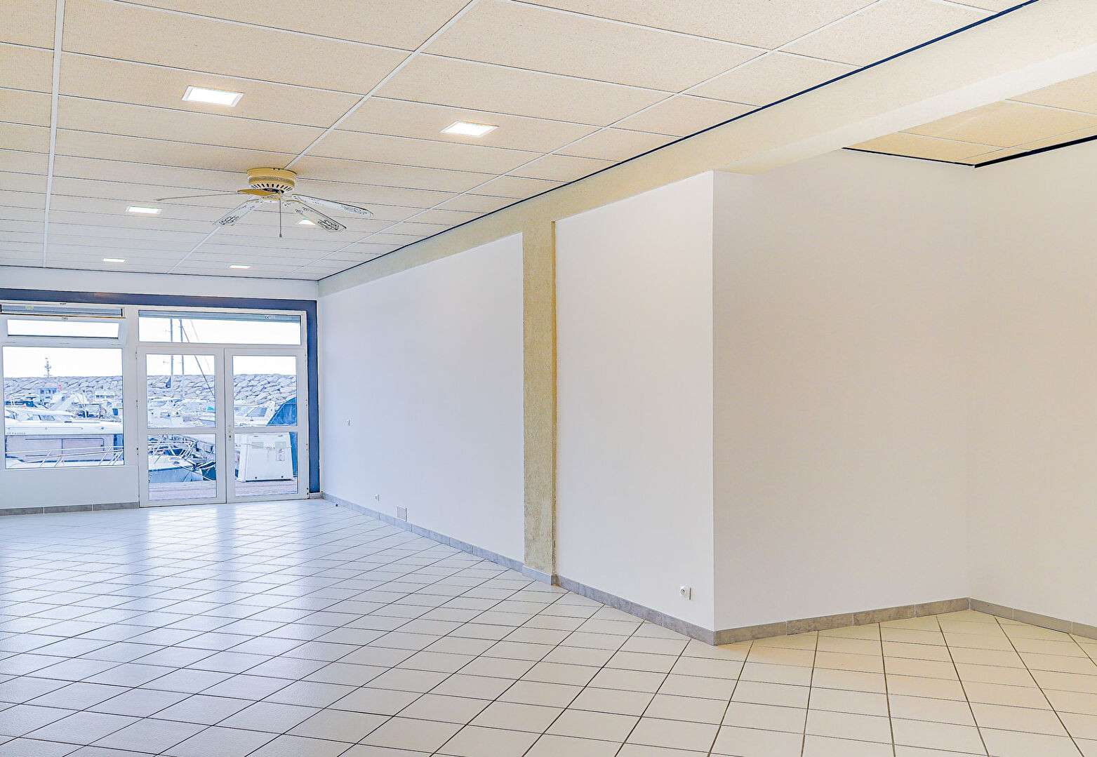 A louer local commercial ou pro 60m² à Bastia port
