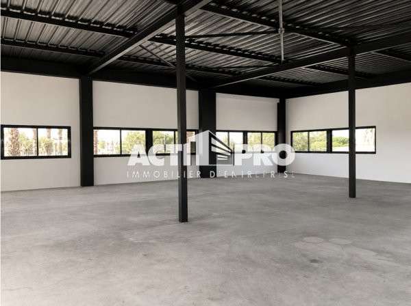 À louer bureaux 440 m² sur 2 niveaux Saint-Cyprien