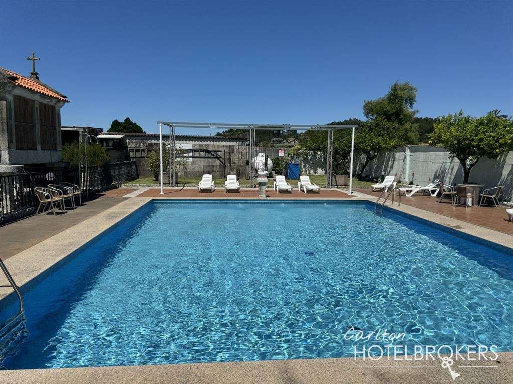 Vente hôtel 90 ch à optimiser à Pontevedra