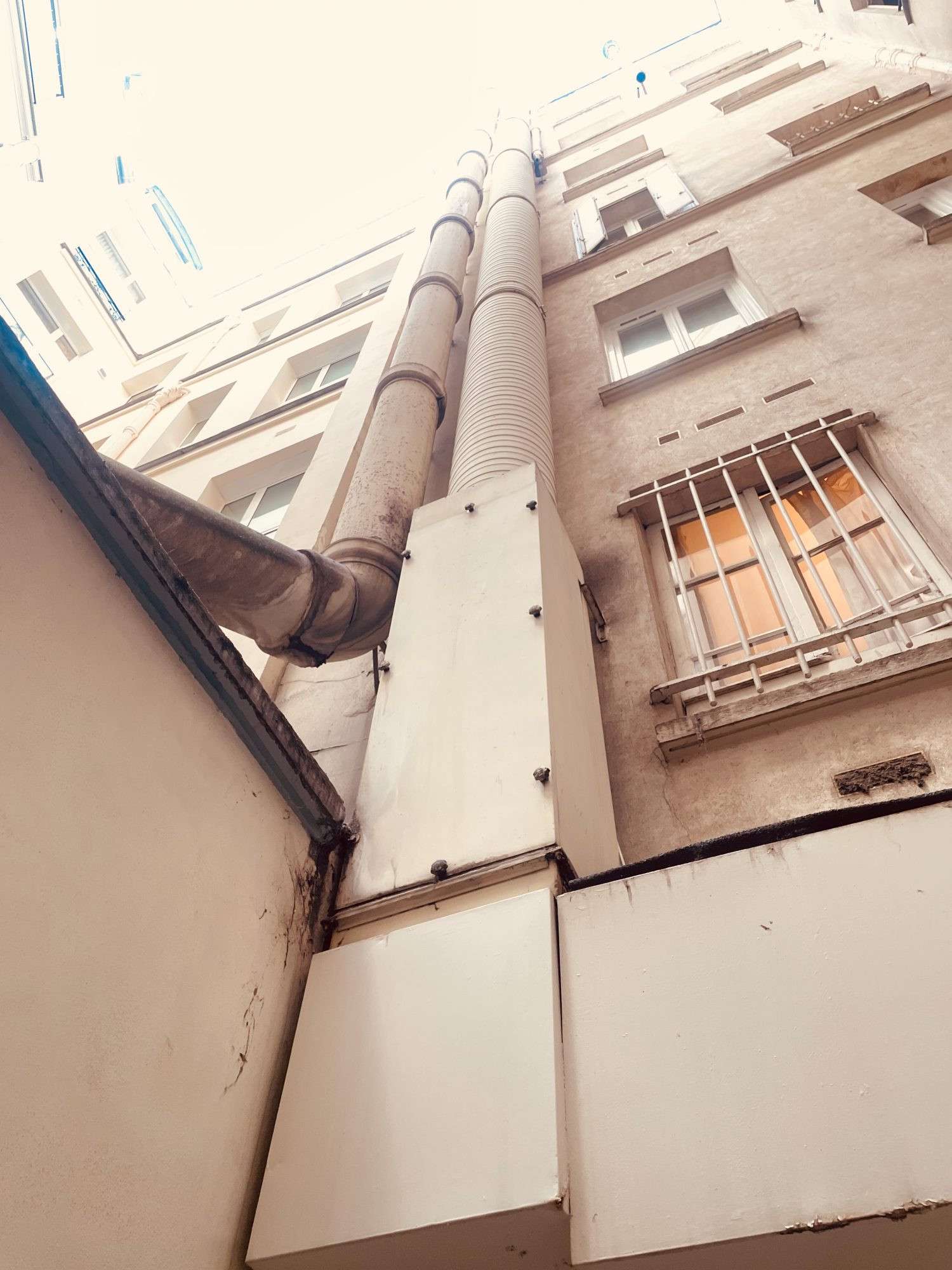 AV restaurant licence IV extraction à Paris 75007