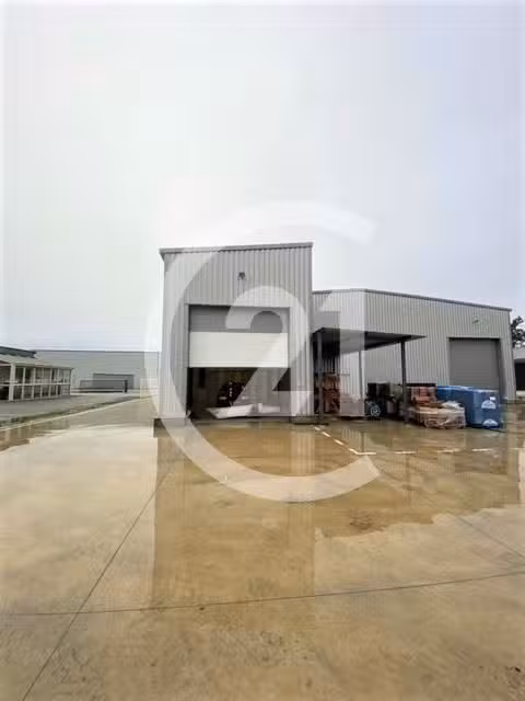 AV bâtiment d'activité 470m² à Portes les Valence