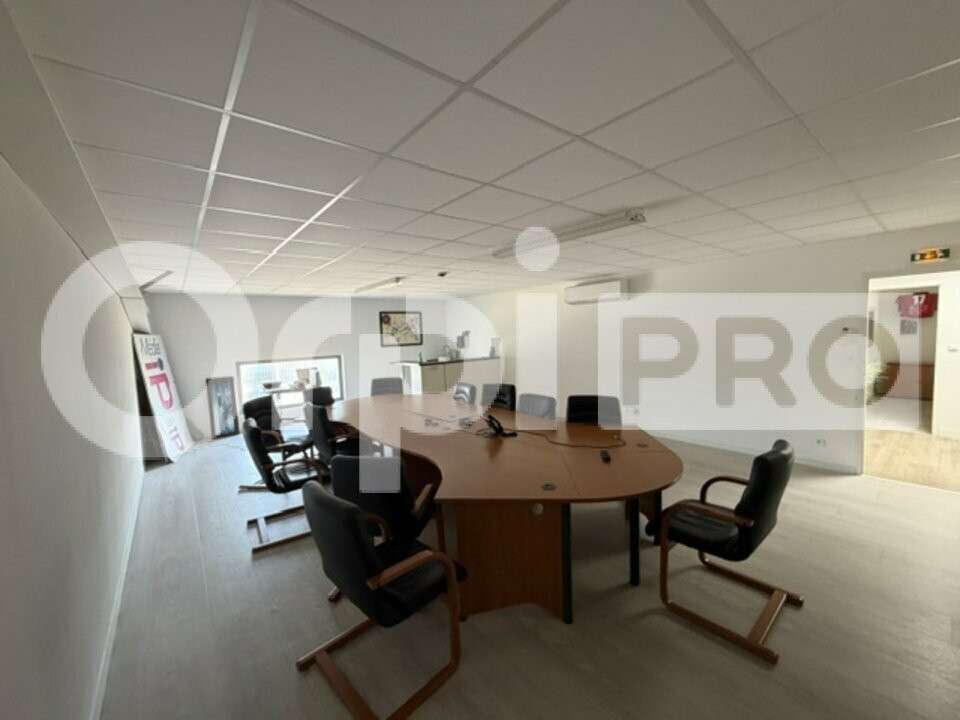 LA ROCHELLE VENTE MURS PARC INDUSTRIEL
