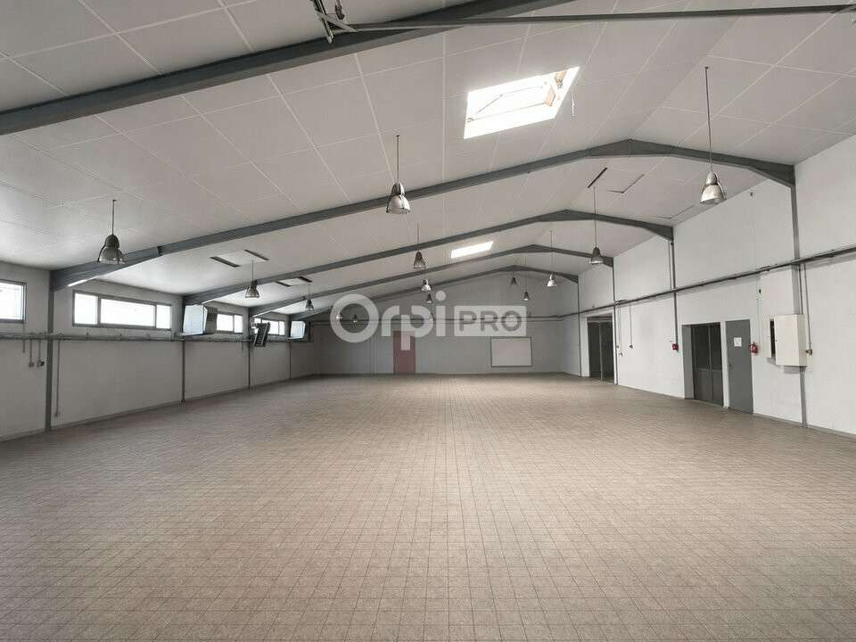Entrepôt 726m² à vendre Avignon