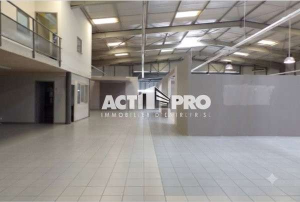 Vente locaux commerciaux 4 000 m² proche Perpignan