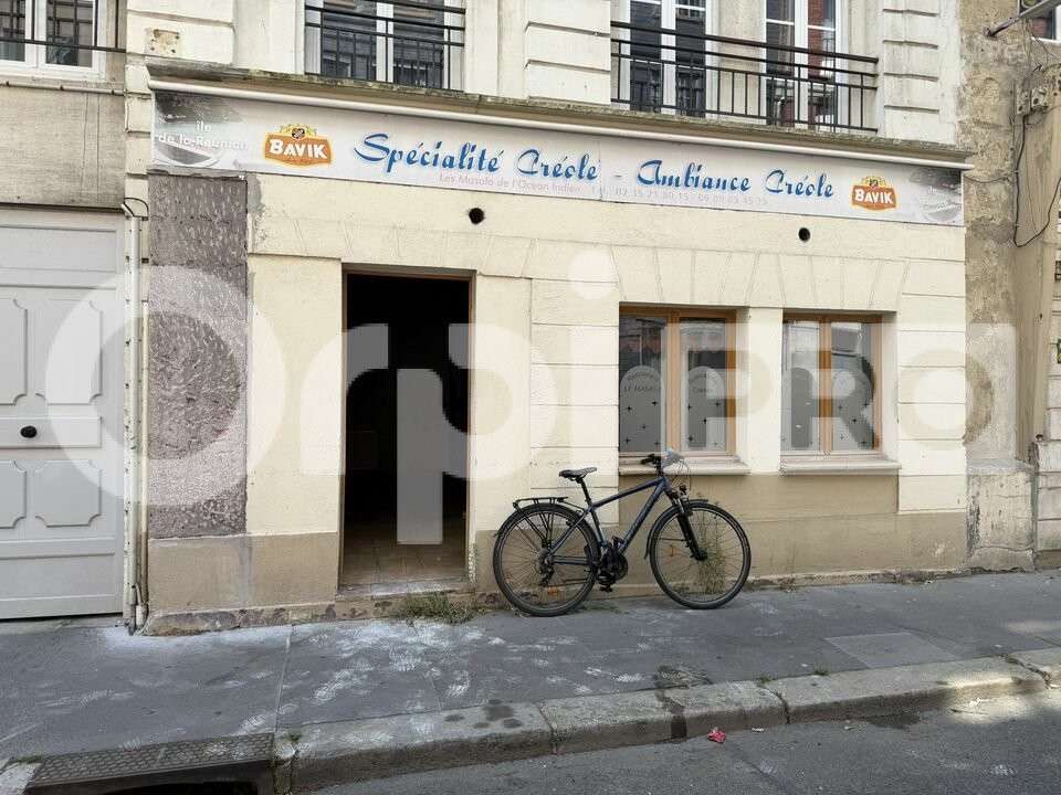 Vente local commercial 50m² au Havre St François