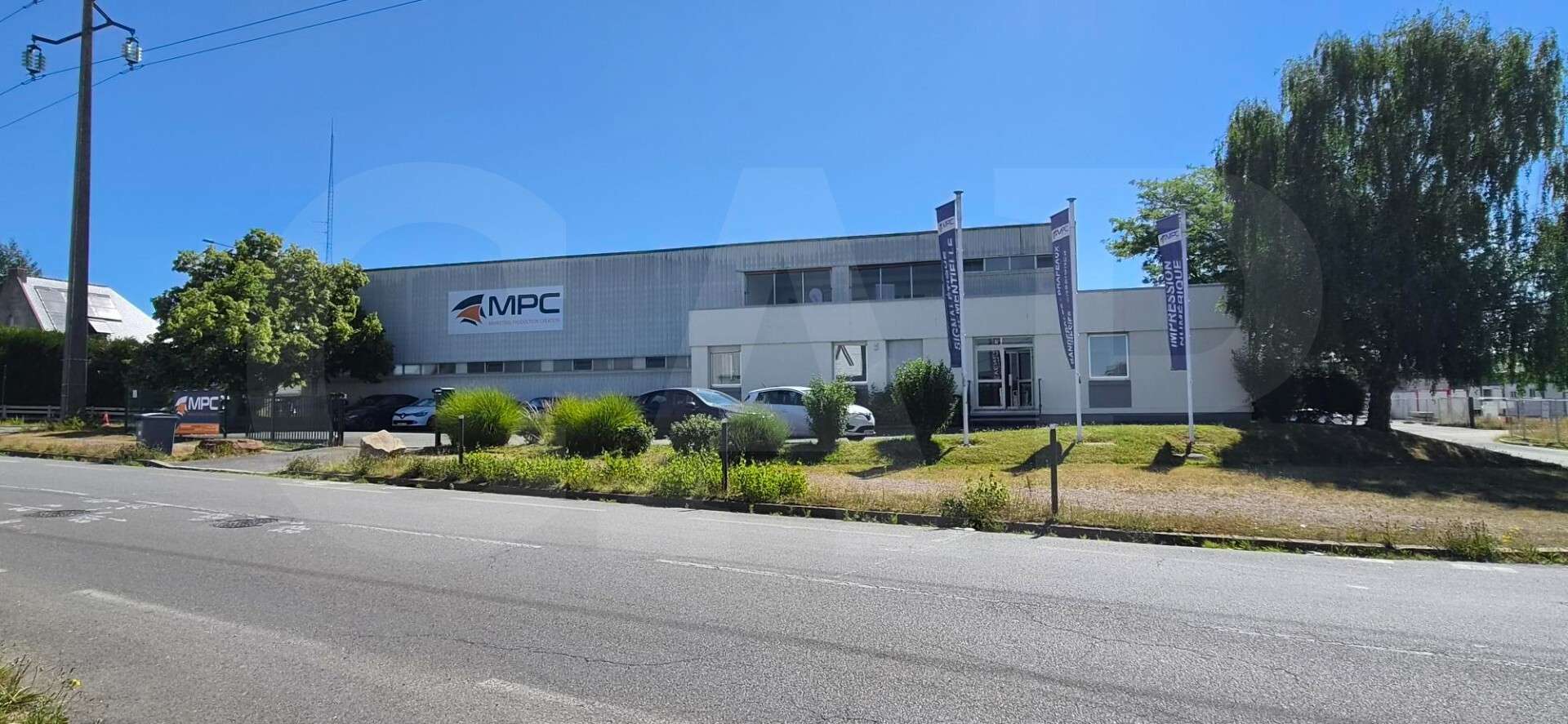 A vendre bâtiment 1250m² ZAC du Chêne Vert Le Rheu