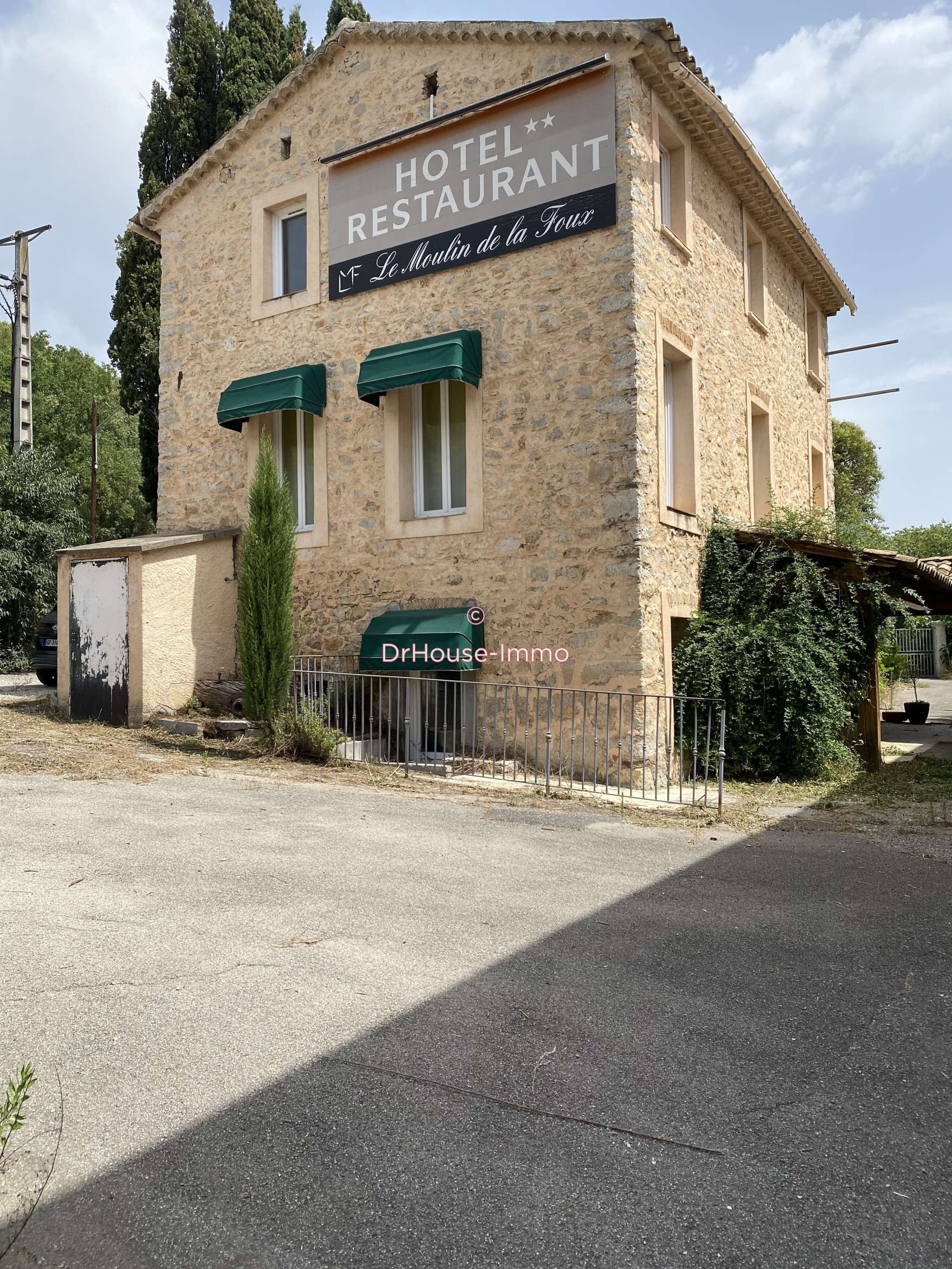 Vente ensemble immo hôtel restaurant à Draguignan
