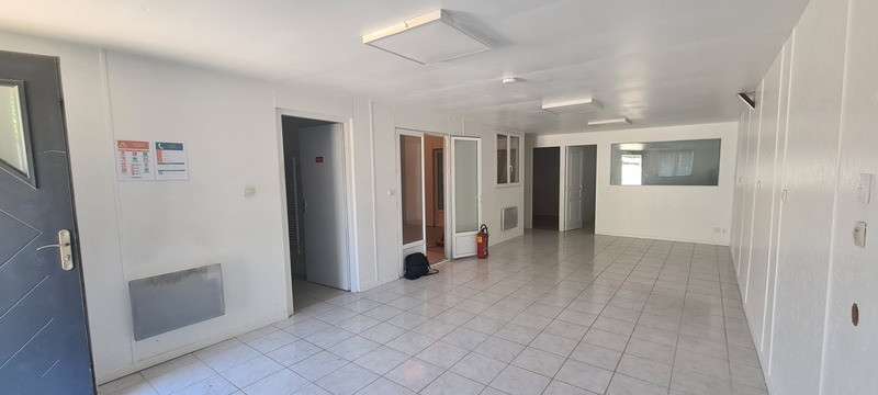 Ensemble pro de 185m² à vendre à Ludon Médoc (33)