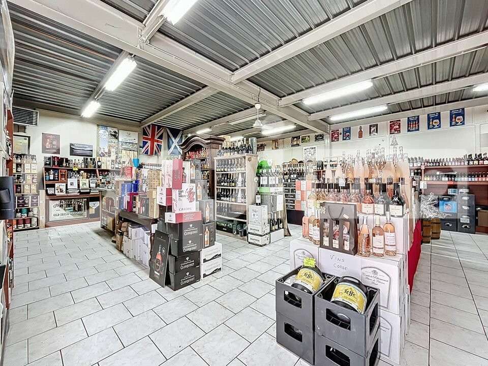 Vente FDC cave à vins et spiritueux 110m² Clermont