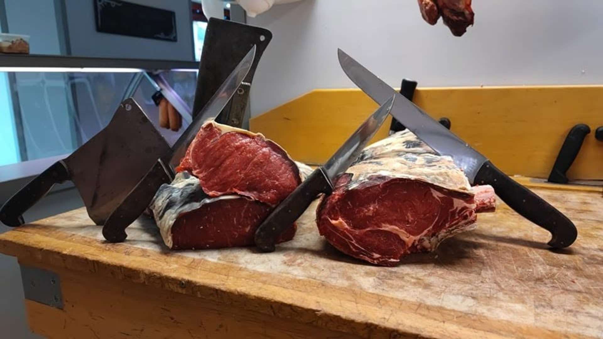 Vente boucherie-charcuterie en centre bourg Trun