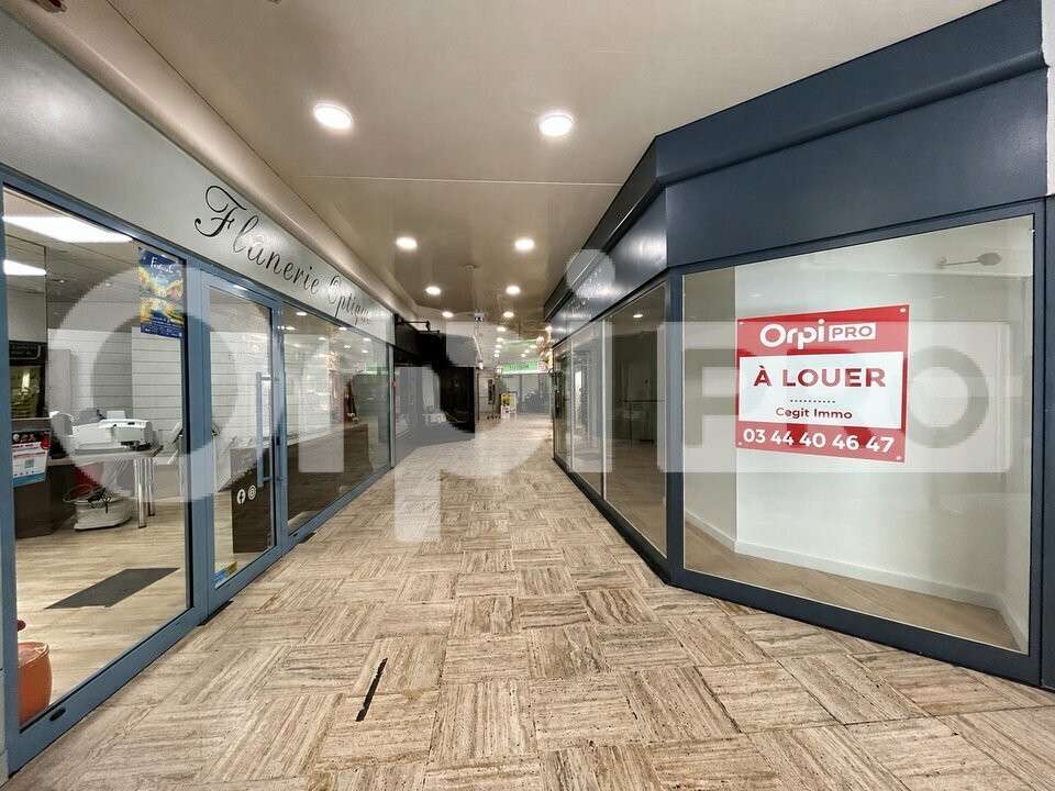 Loue local commercial de 42m² à Compiègne centre