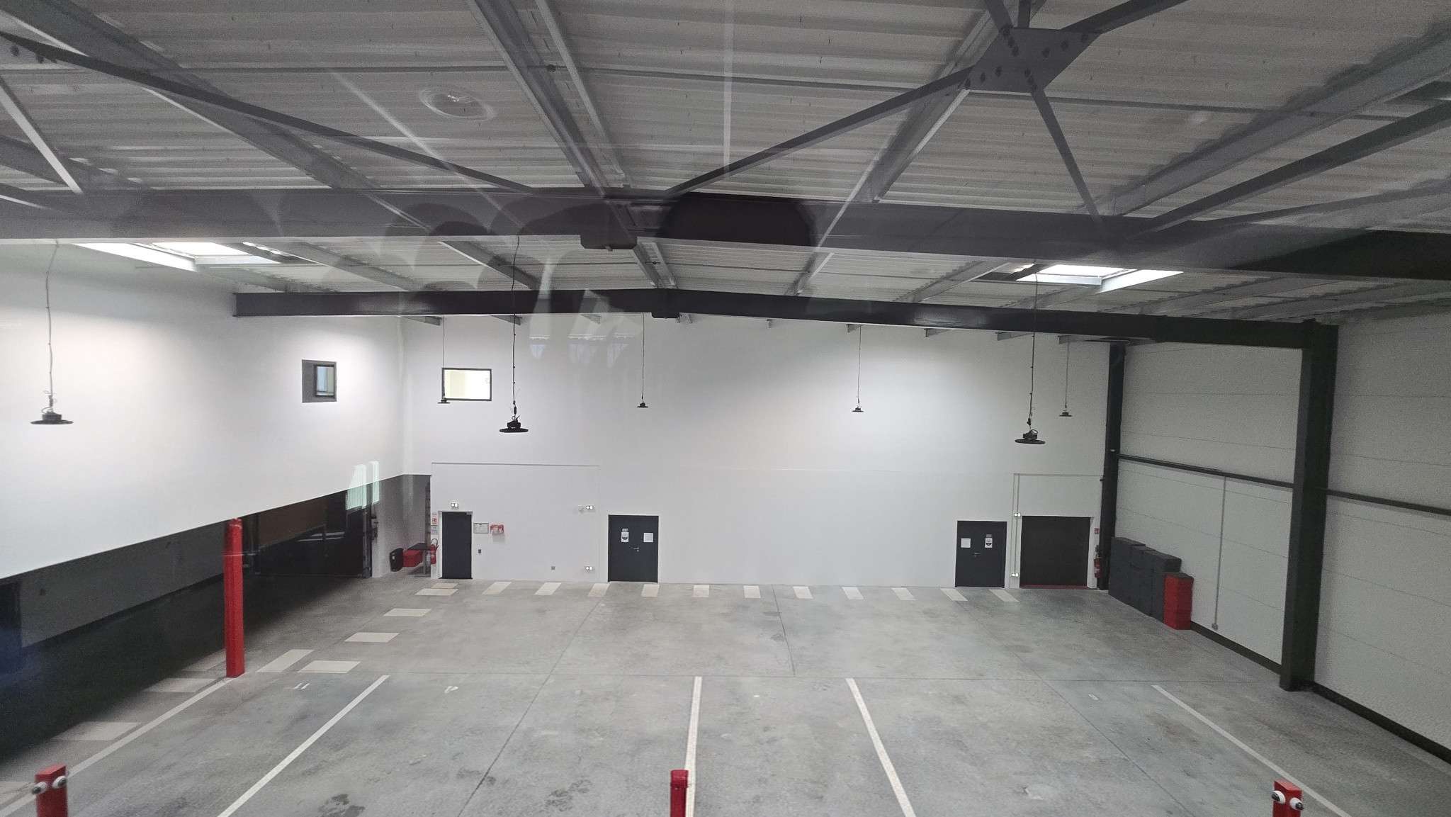 Vente local d'activité 1395m² avec terrasse Signes
