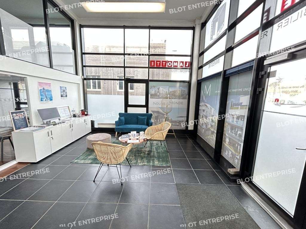 À LOUER - BUREAUX - 135 m² - BREST