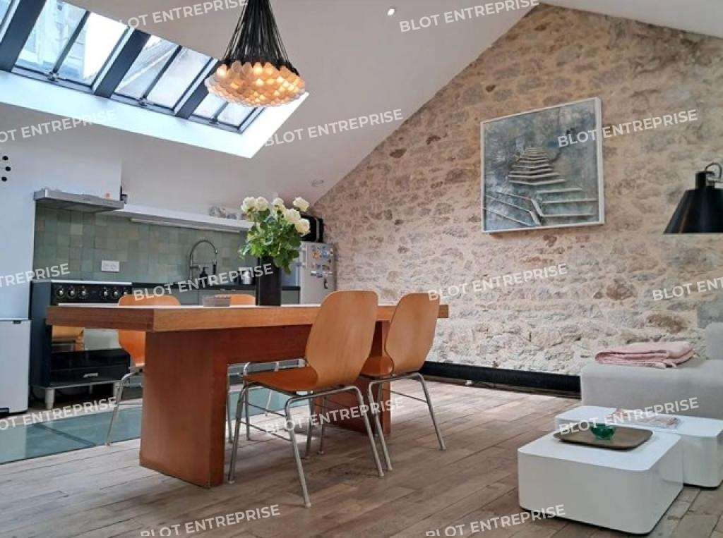 À VENDRE - BUREAUX - LOCAUX COMMERCIAUX - 95 M² - 