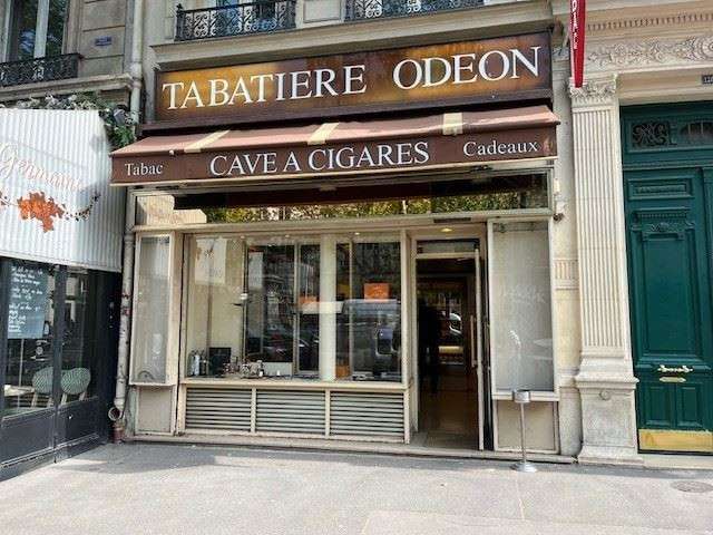 Location Pure de fonds de commerce - Paris 6ème -