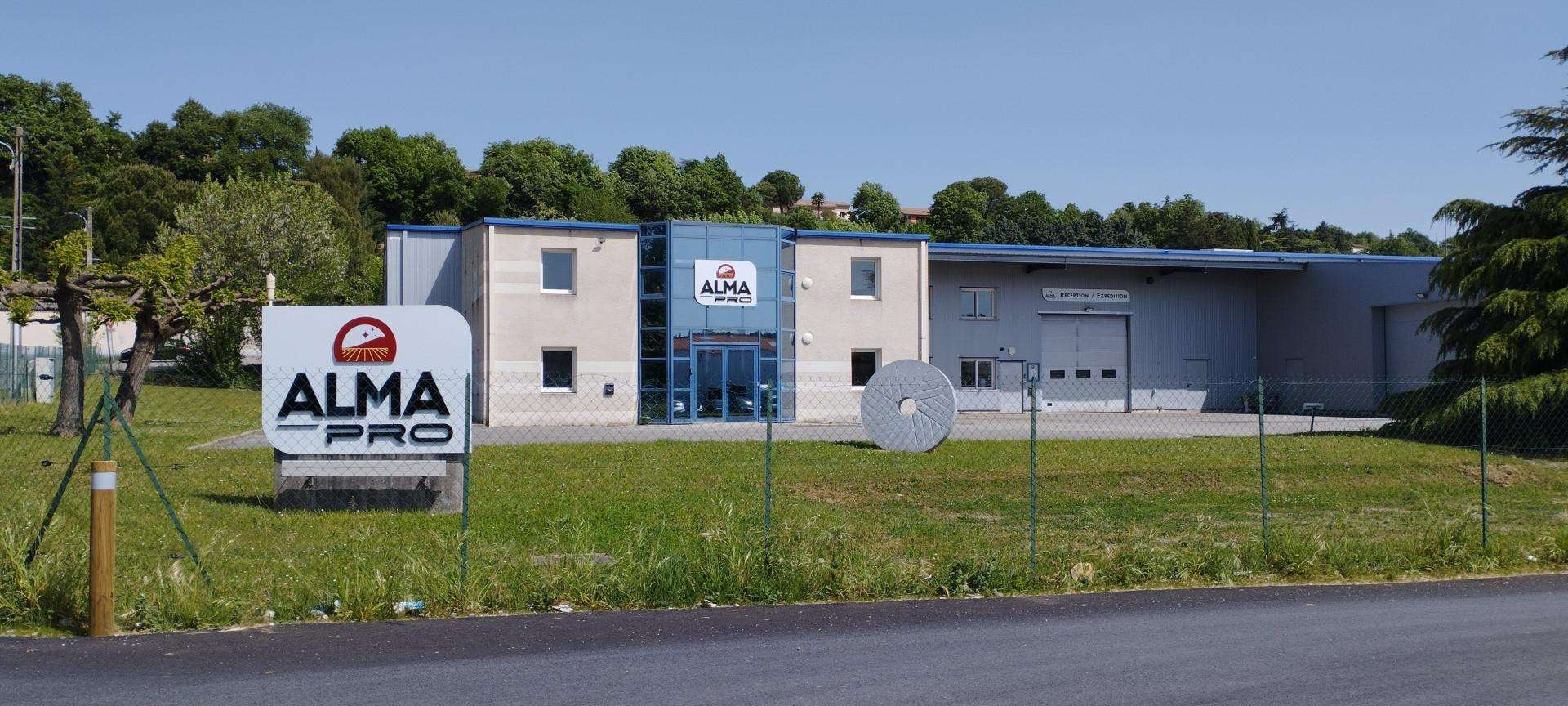 AV bâtiment ind 1950m² à St-Donat-sur-Herbasse