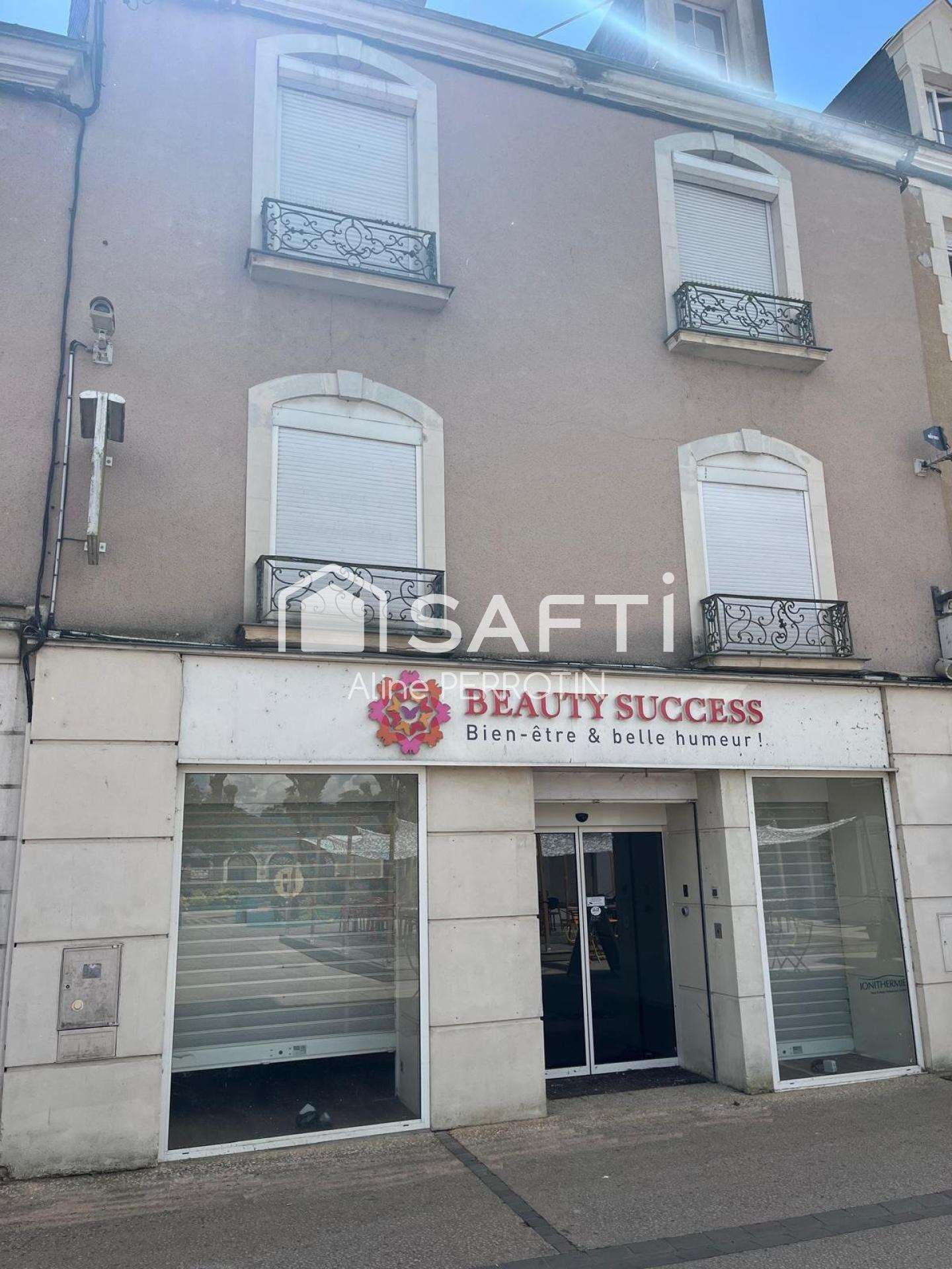 Vente local commercial 313m² à Sablé-sur-Sarthe