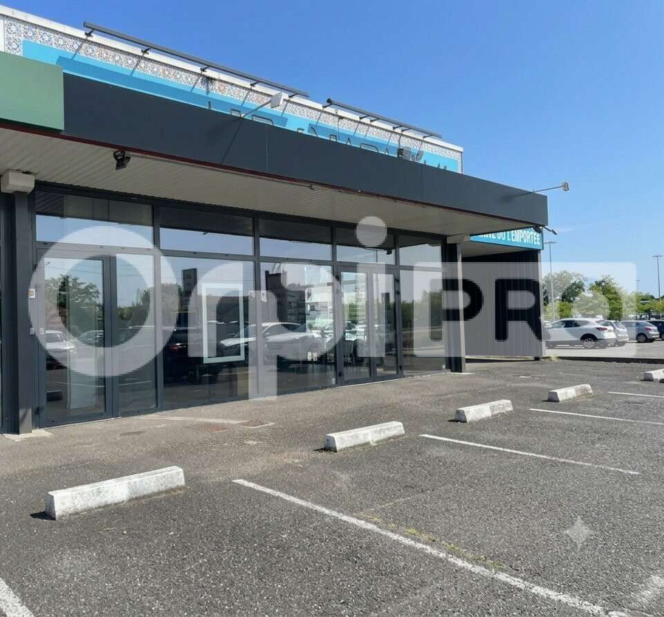 Loue local commercial 188m² St Vincent de Tyrosse
