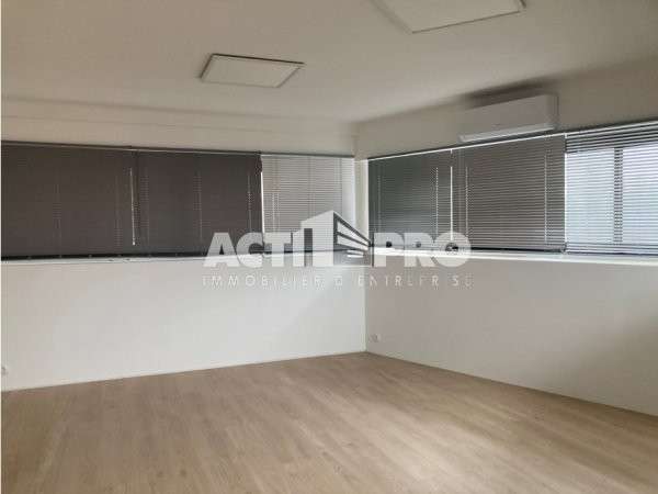 À vendre local commercial 157 m² à Perpignan