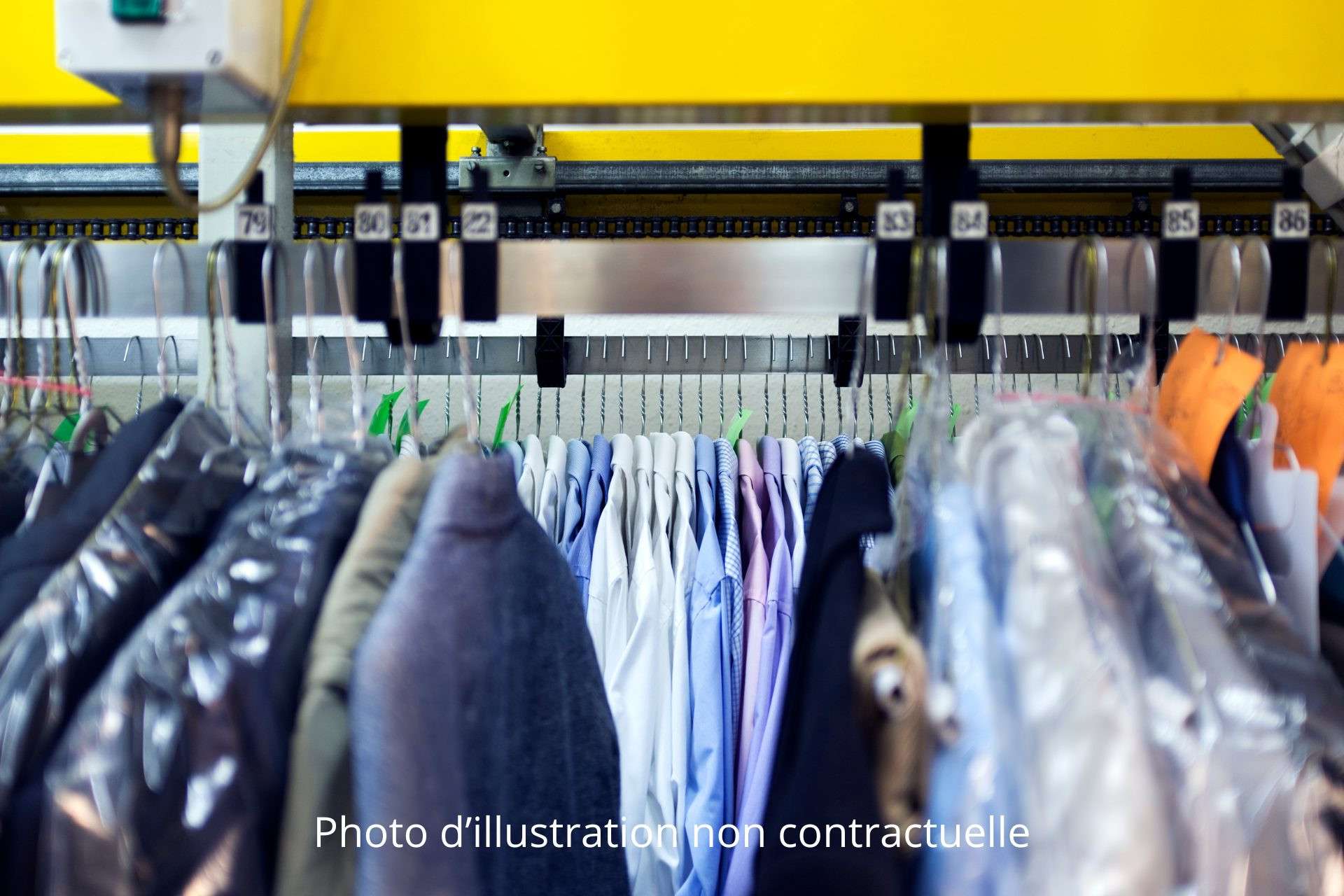 AV murs local commercial 45m² pressing à Annecy