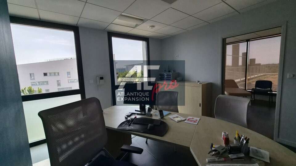 AV bureaux médicaux de 160m² à Saint-Nazaire