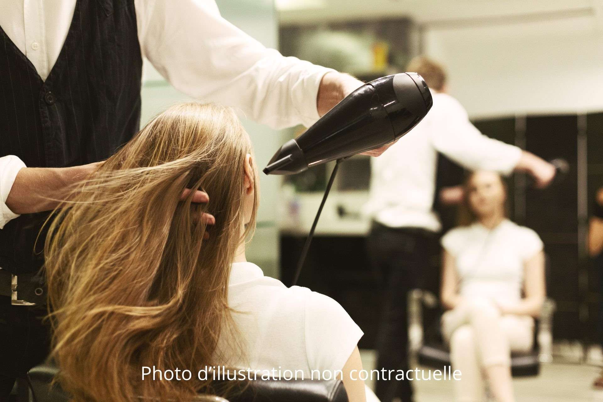 Vente salon de coiffure 104m² empl N°1 à Rumilly