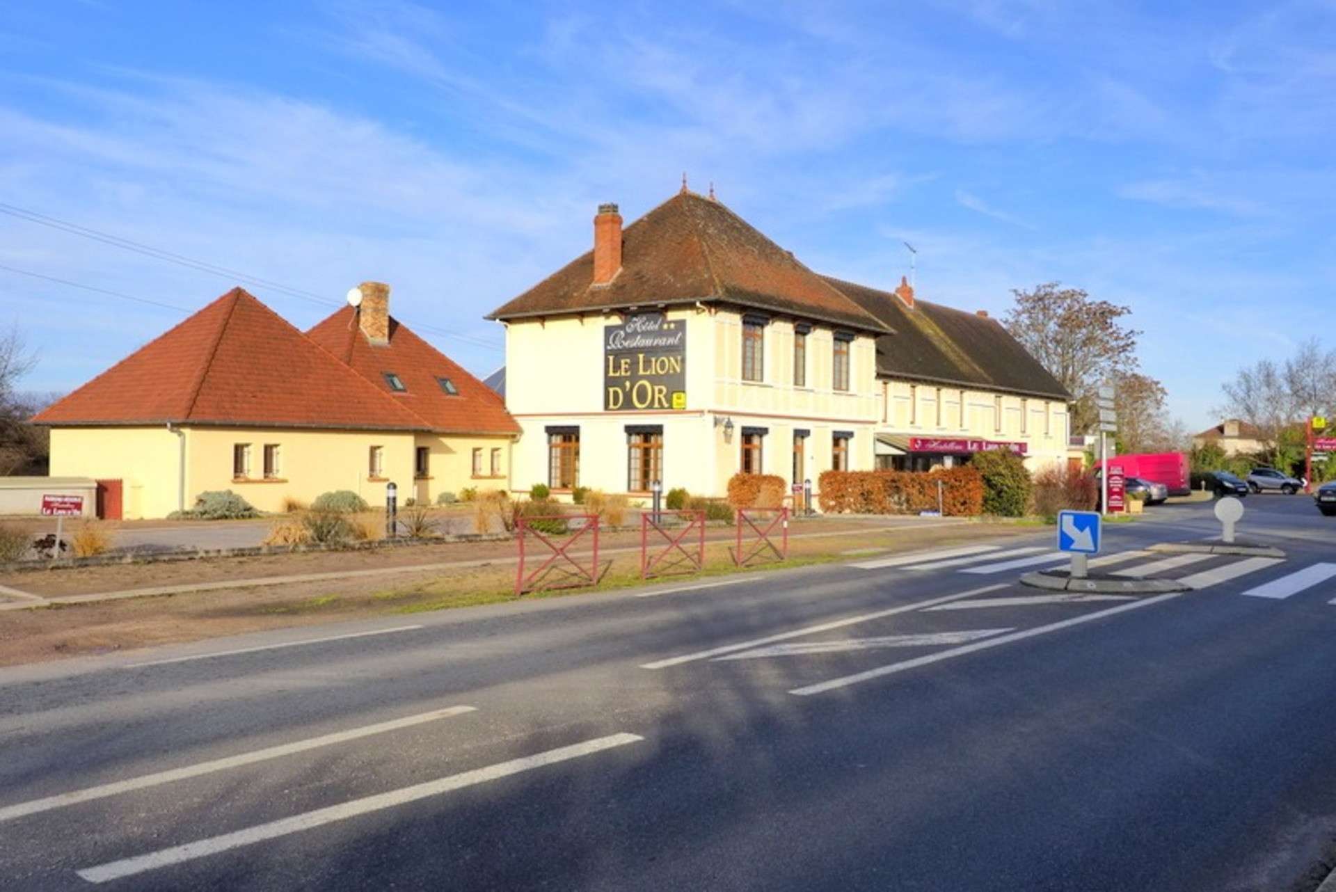 A vendre hôtel restaurant bar à Estivareilles