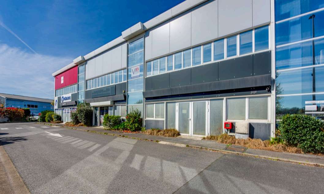 Location local de 270m² orienté Sud à Biarritz