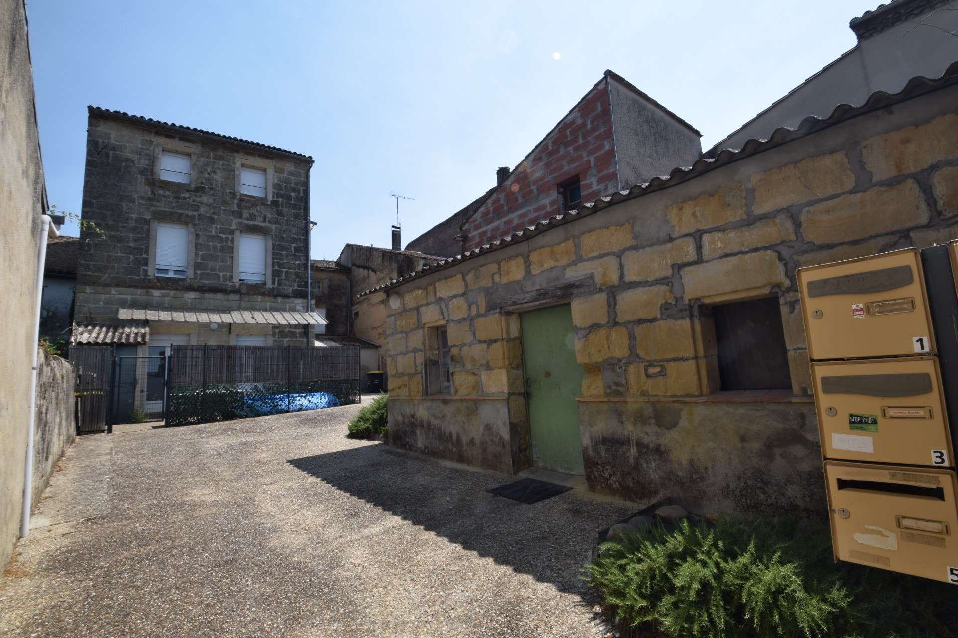 Immeuble de 651m² à vendre proche de Marmande (47)